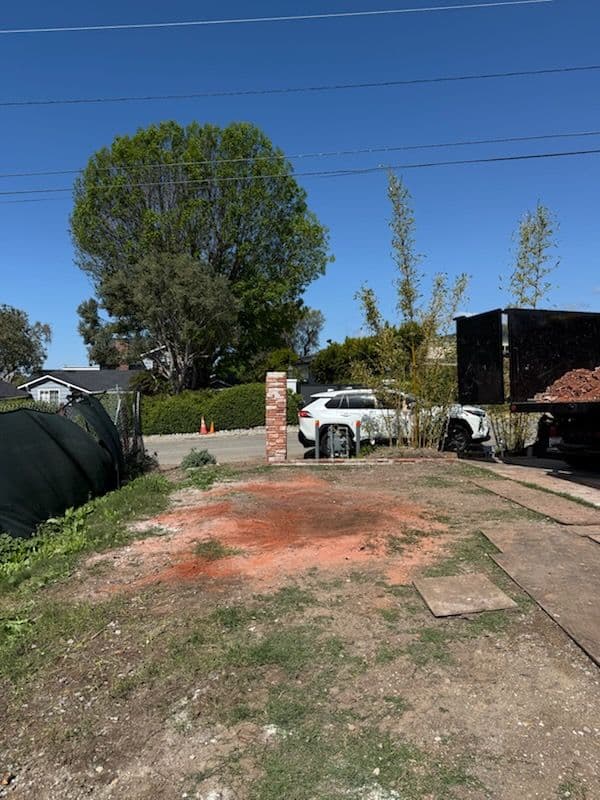 Gallery photos for Backyard Junk Removal in Malibu: Image #1